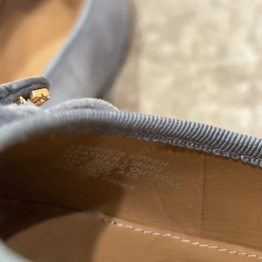 Tory Burch Laila Driver Pumps Gray Suede Gold Logo Block‎ Heel Round Toe sz 11